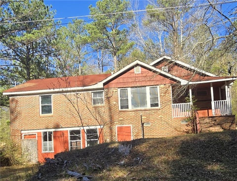 Photo of 301 NANCY Street, Tuskegee, AL 36083 (MLS # 181179)