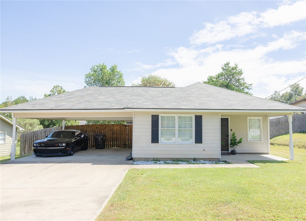 Photo of 589 MILL POND Drive, Phenix City, AL 36870 (MLS # 182317)