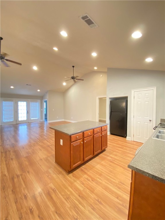 807 W LONGLEAF Drive 92