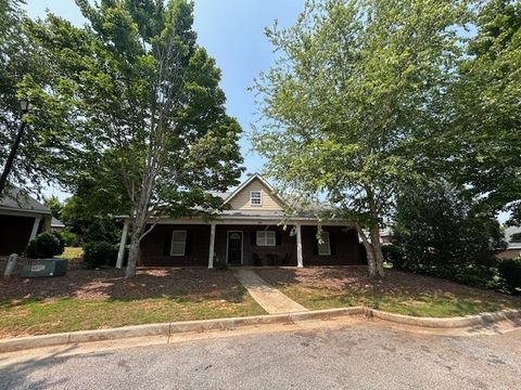 807 W LONGLEAF Drive 92 Auburn AL 36832