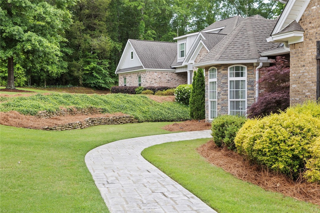 4164 TROTTERS Court