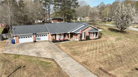 Photo of 530 LEE ROAD 960, Smiths Station, AL 36877 (MLS # 179554)