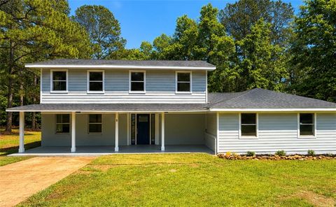 Photo of 9 LEE ROAD 684, Opelika, AL 36804 (MLS # 180432)