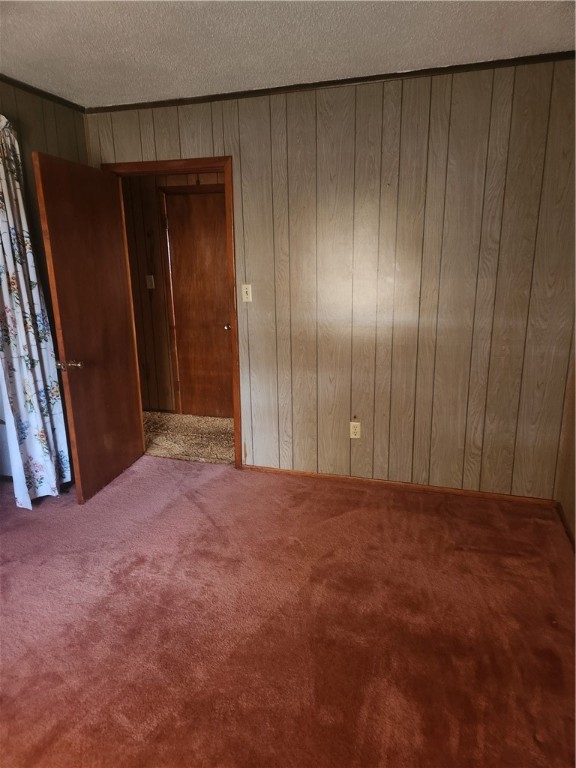 950 MINDINGALL Road