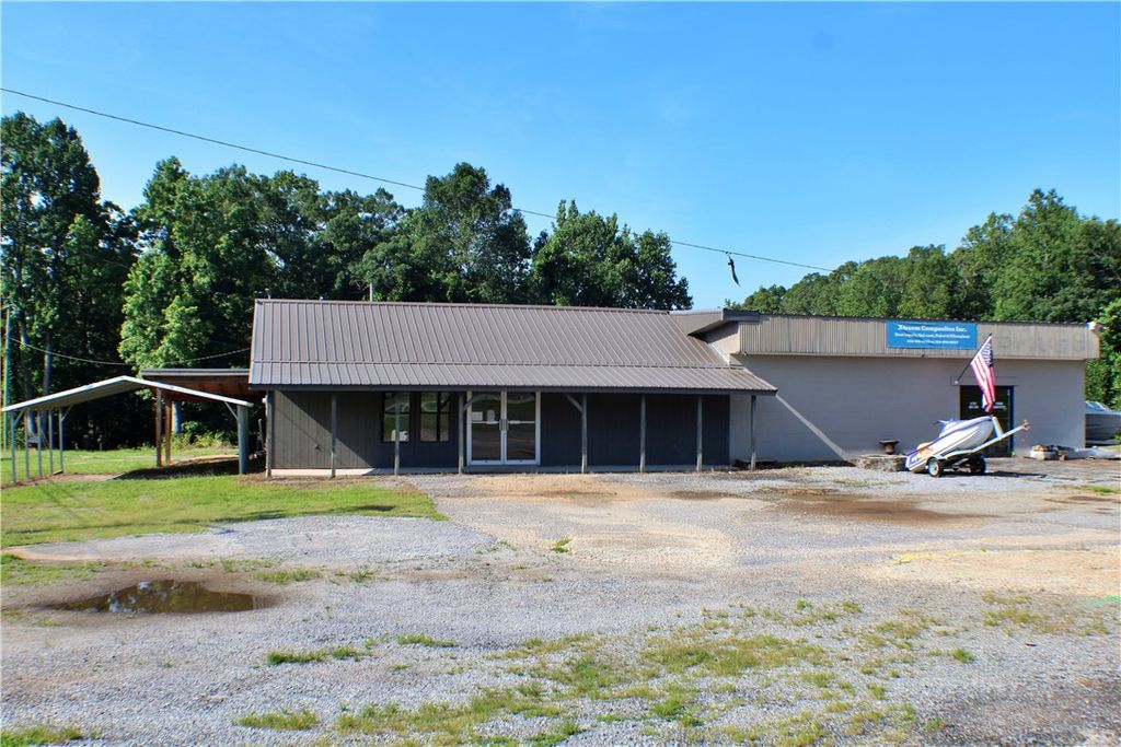 Photo of 6752 HIGHWAY 280, Alexander City, AL 35010 (MLS # 175474)