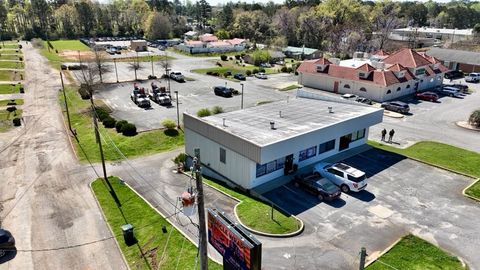 1848 OPELIKA Road Auburn AL 36830