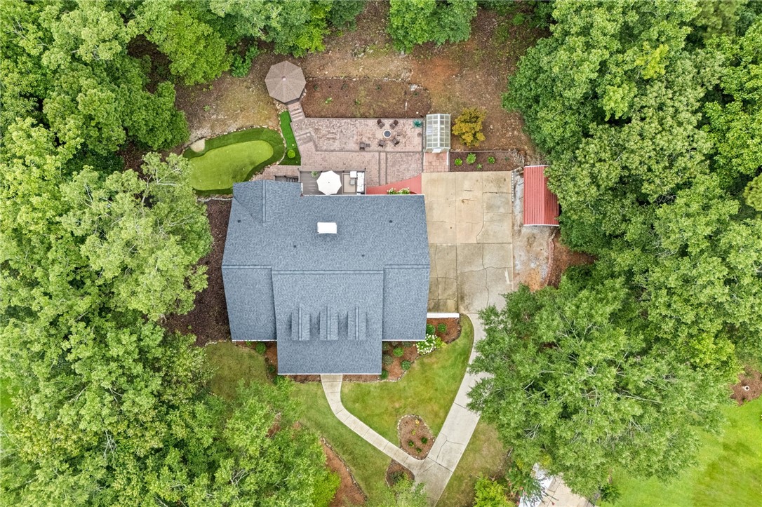 255 HEDGEROW Circle
