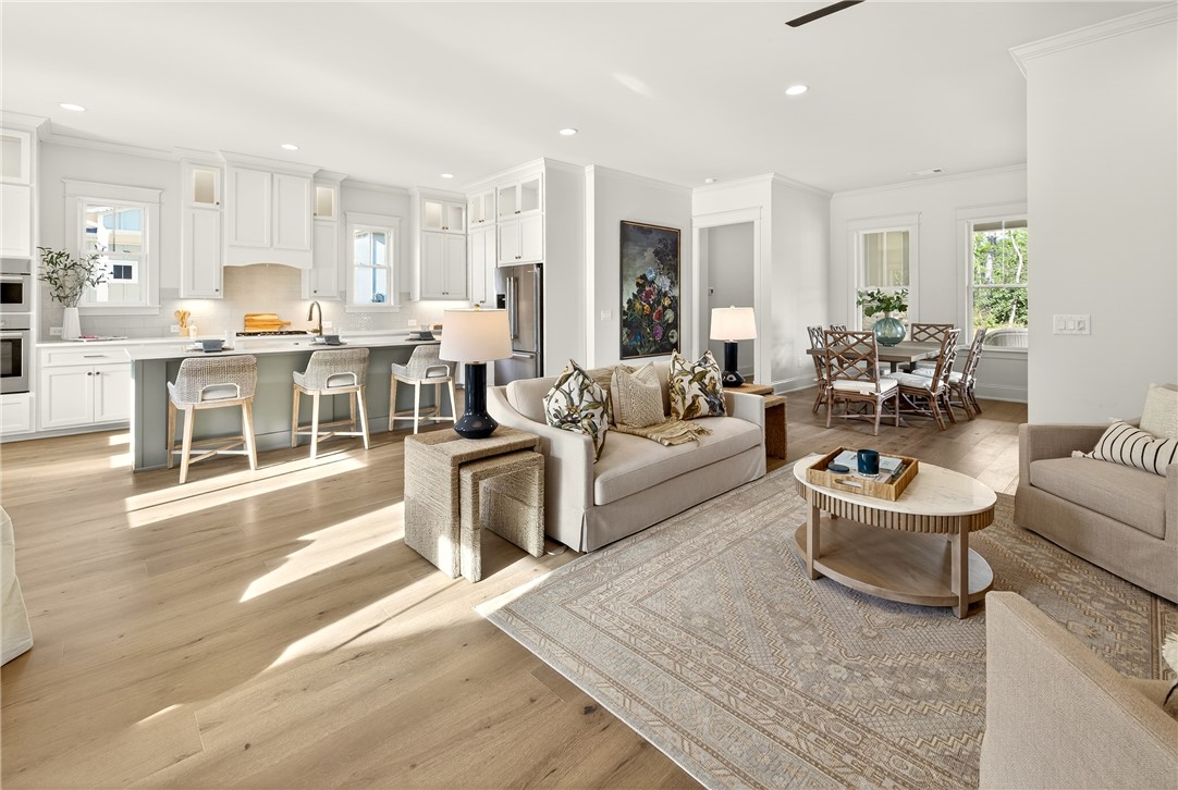 3027 NATIONAL VILLAGE Parkway