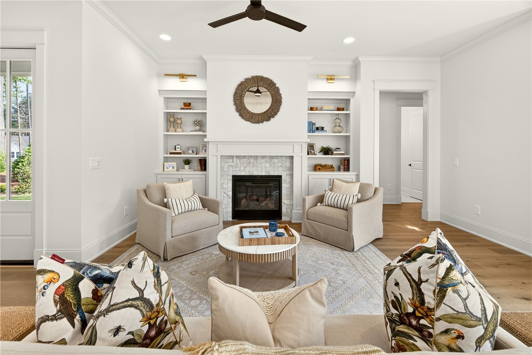 3027 NATIONAL VILLAGE Parkway