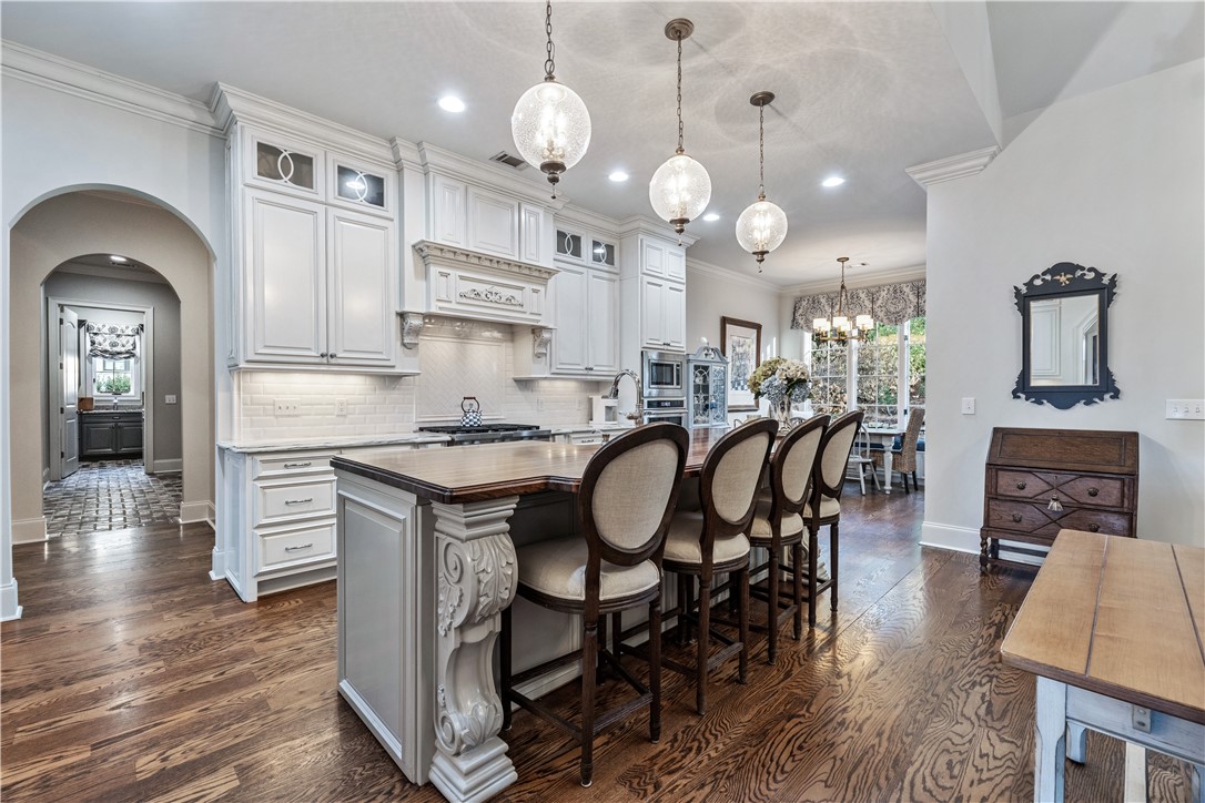 2706 CARRINGTON Court