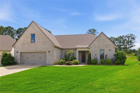 Photo of 133 VINEYARD Court, Auburn, AL 36830 (MLS # 180923)
