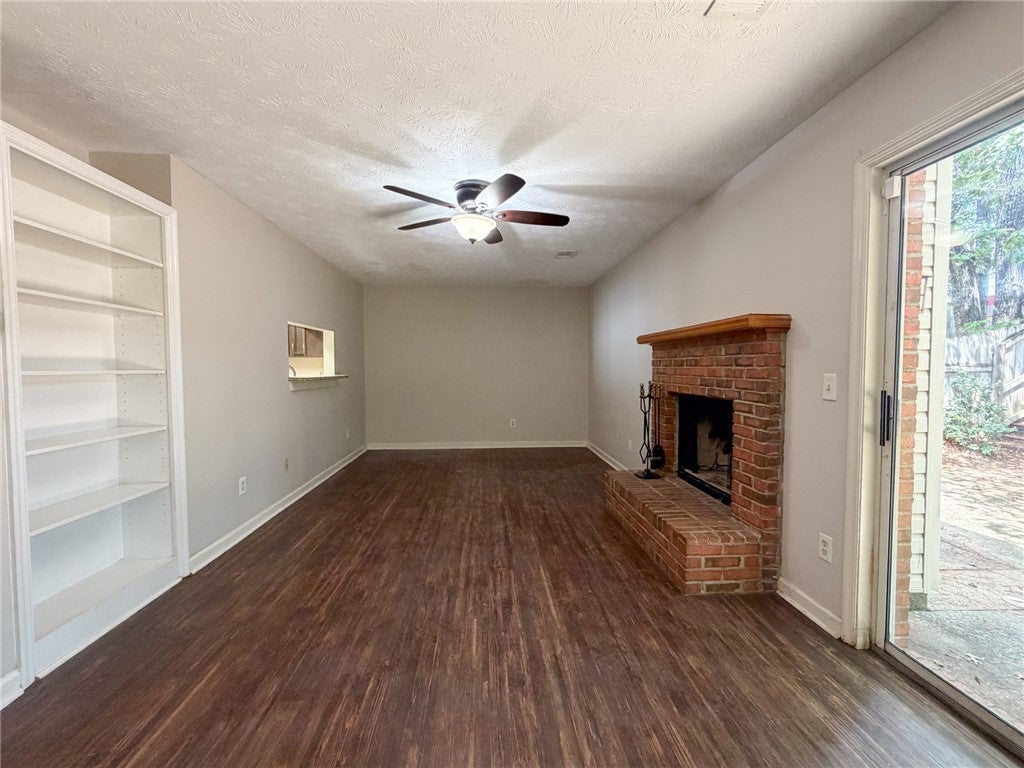 Photo of 1128 CHINOOK Street, Auburn, AL 36830 (MLS # 181978)