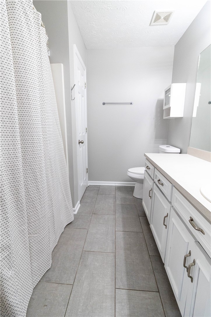 476 LEE ROAD 520