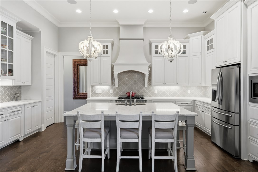 2690 CARRINGTON Court