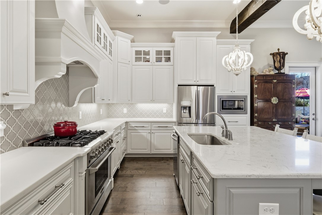 2690 CARRINGTON Court