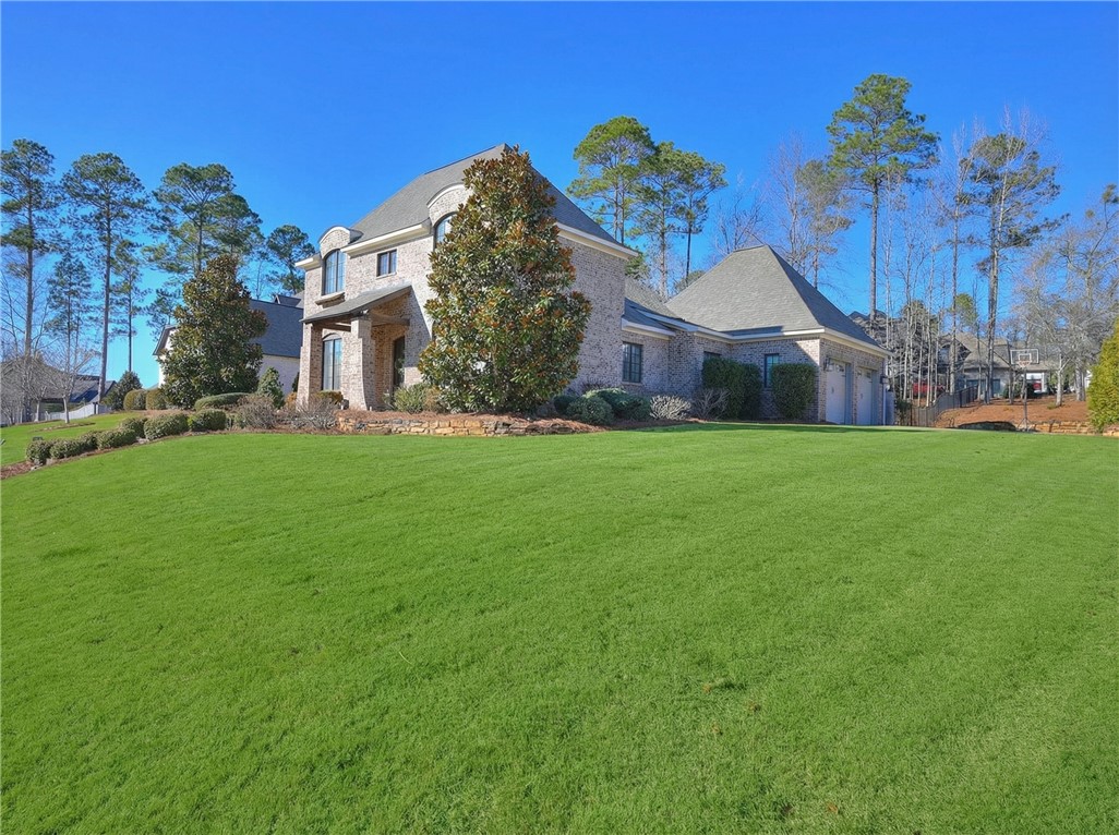 2283 EAST LAKE Boulevard