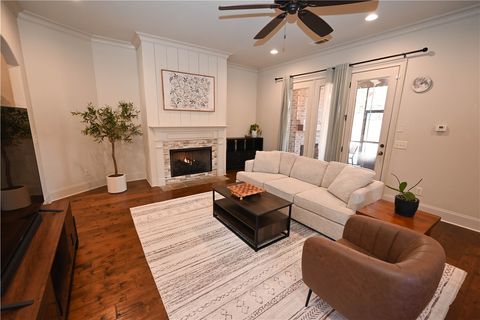 Photo of 2283 EAST LAKE Boulevard, Auburn, AL 36830 (MLS # 178535)