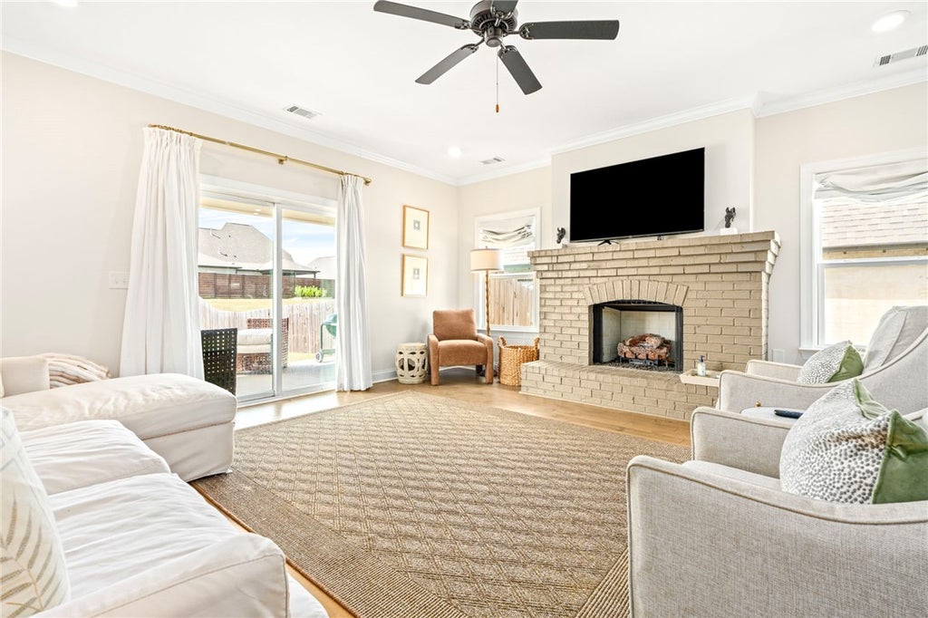 Photo of 2511 FOUNTAINVIEW Court, Auburn, AL 36832 (MLS # 182080)