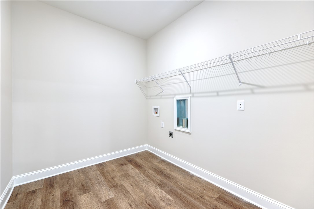 204 LEE ROAD 2037