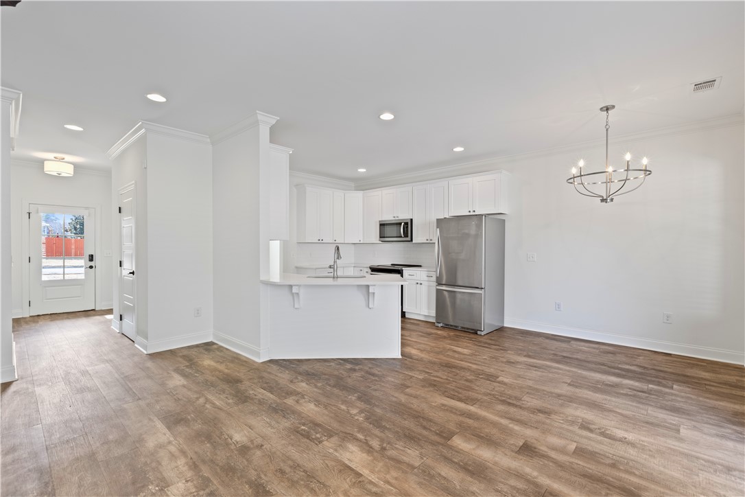 1653 ACADEMY Drive 1605