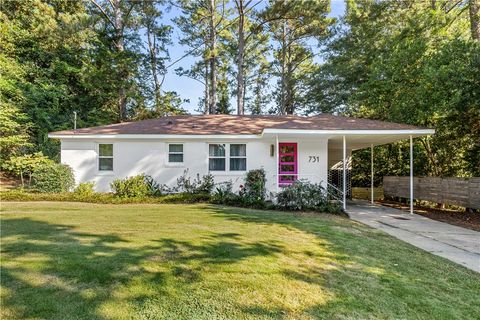 Photo of 731 MERCER Circle, Auburn, AL 36830 (MLS # 179046)