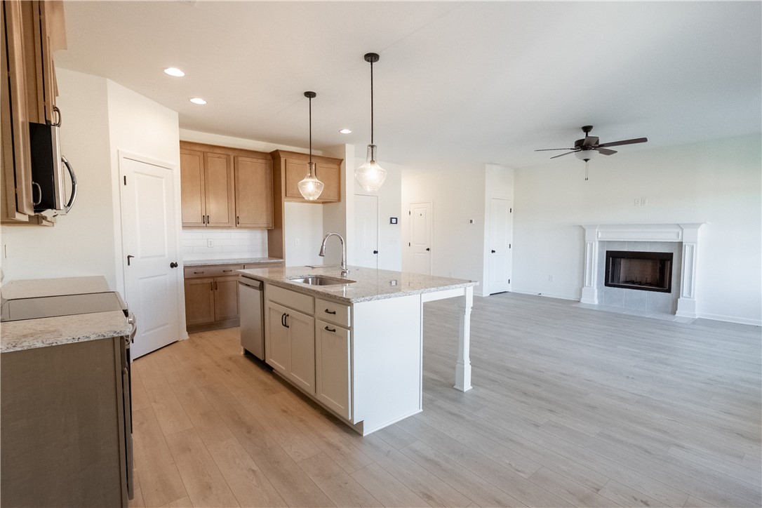 18 HEARTLAND Boulevard