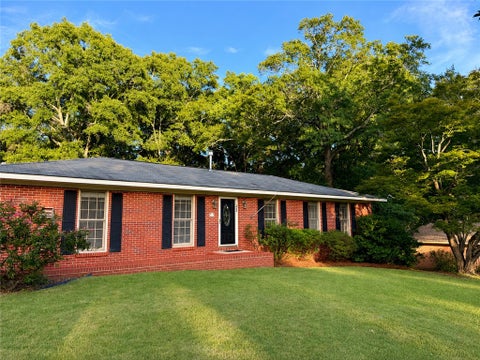 Photo of 1409 DUNWALL Court, Opelika, AL 36801 (MLS # 181157)
