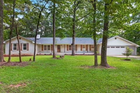 Photo of 3506 LEE ROAD 250, Salem, AL 36874 (MLS # 182101)