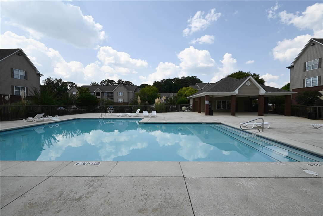 730 W MAGNOLIA Avenue 3304