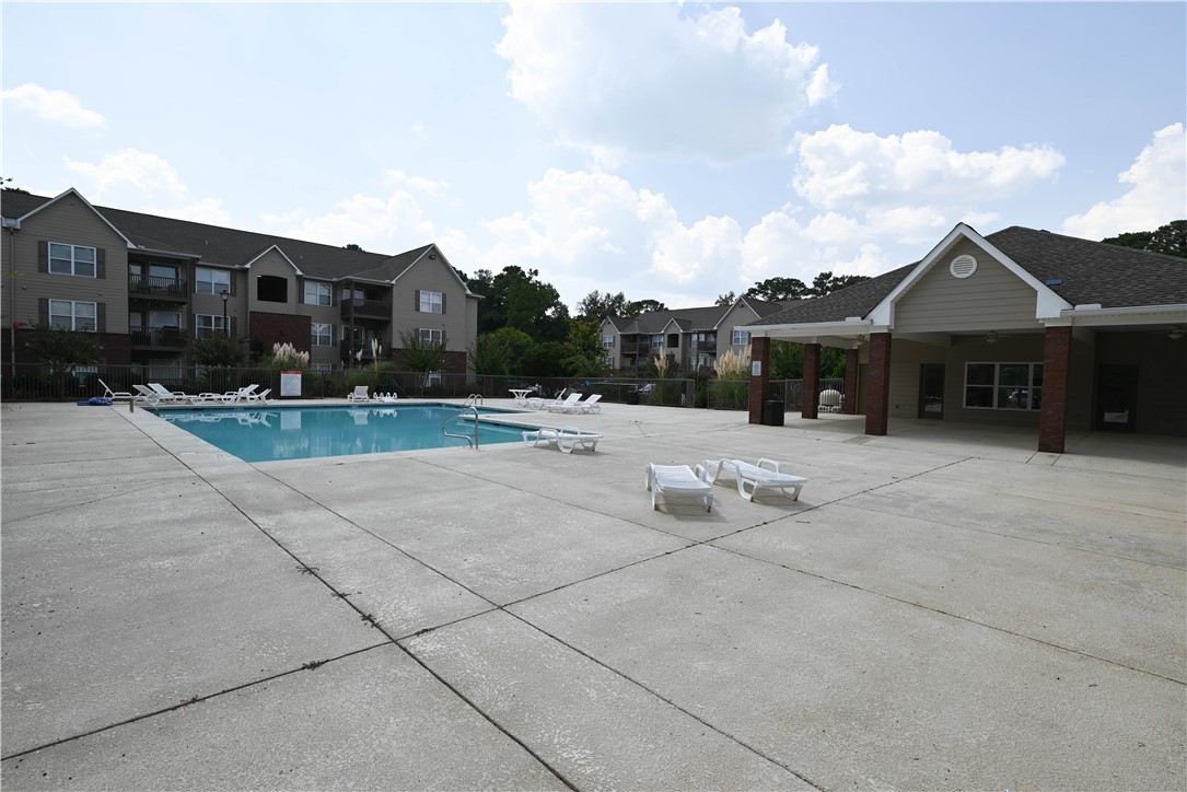 730 W MAGNOLIA Avenue 3304