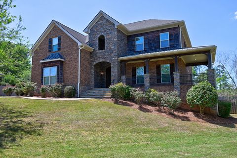 Photo of 475 BENNINGTON Court, Auburn, AL 36830 (MLS # 179839)