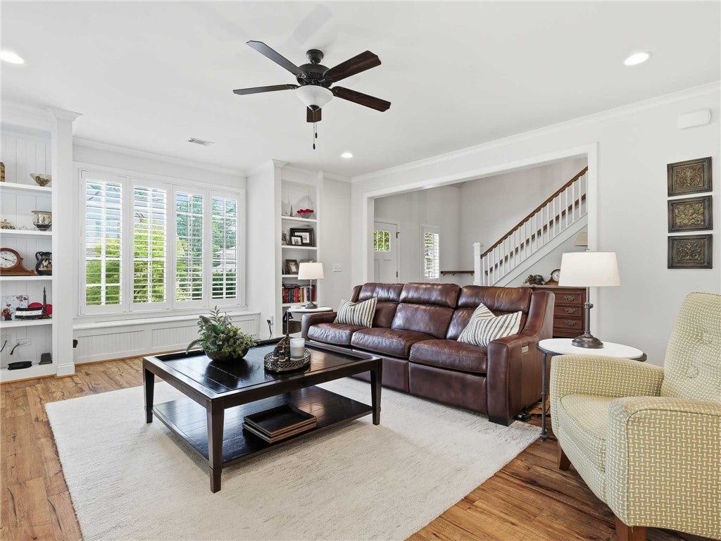 1135 SOUTHRIDGE Court
