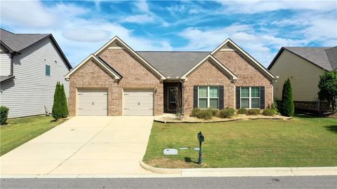 Photo of 1111 GWYNNE'S Way, Opelika, AL 36804 (MLS # 176938)