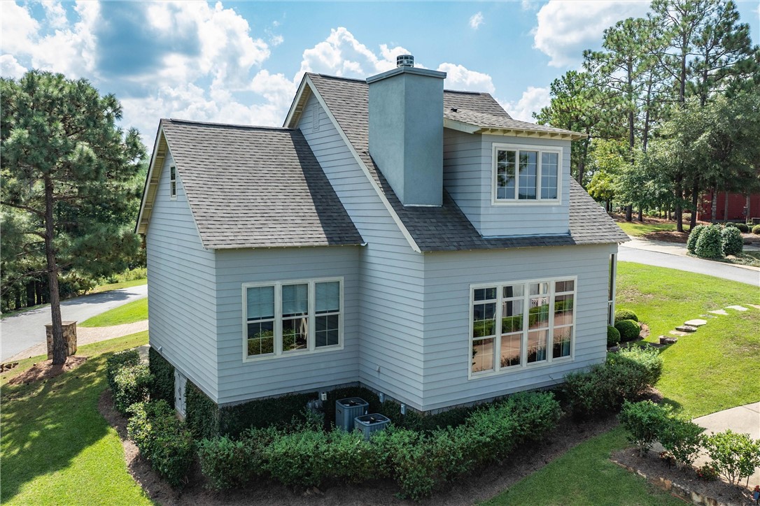 20 LOFT Circle
