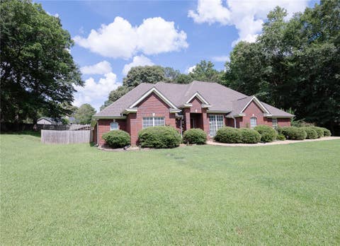 Photo of 104 N 26TH Street, Lanett, AL 36863 (MLS # 181395)