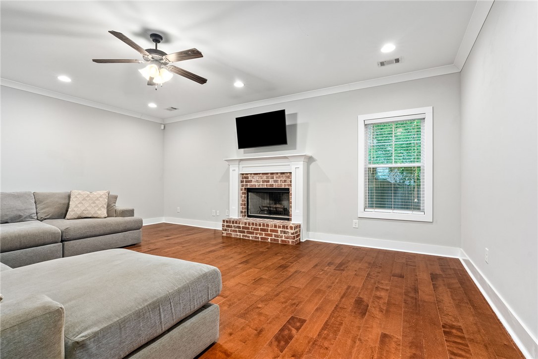 1716 MARJORIE Court