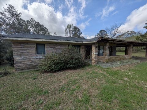 Photo of 109 BROWN Street, Tuskegee, AL 36083 (MLS # 179353)