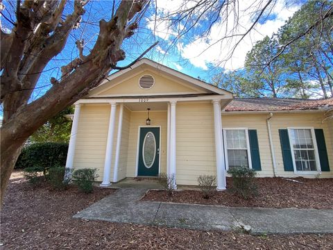 Photo of 1009 GENTRY Drive #1009, Auburn, AL 36830 (MLS # 180472)