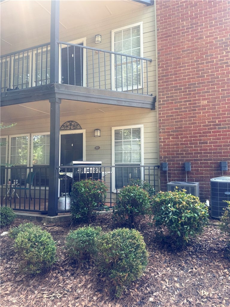 6-124 SHUG JORDAN Parkway 124