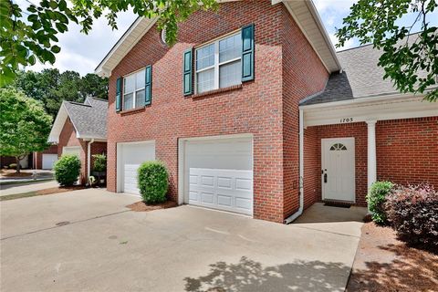 2428 E UNIVERSITY Drive 1705 Auburn AL 36830