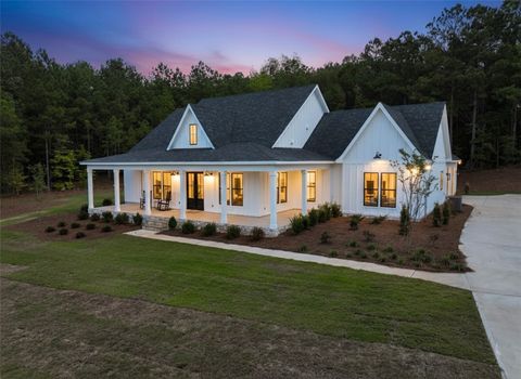 Photo of 5385 MARY OLIVE Road, Opelika, AL 36801 (MLS # 177044)