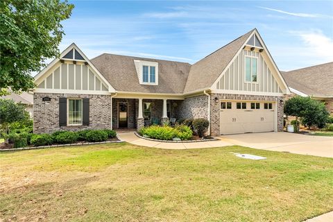 Photo of 2793 SPRING LAKES Crossing, Opelika, AL 36801 (MLS # 176739)