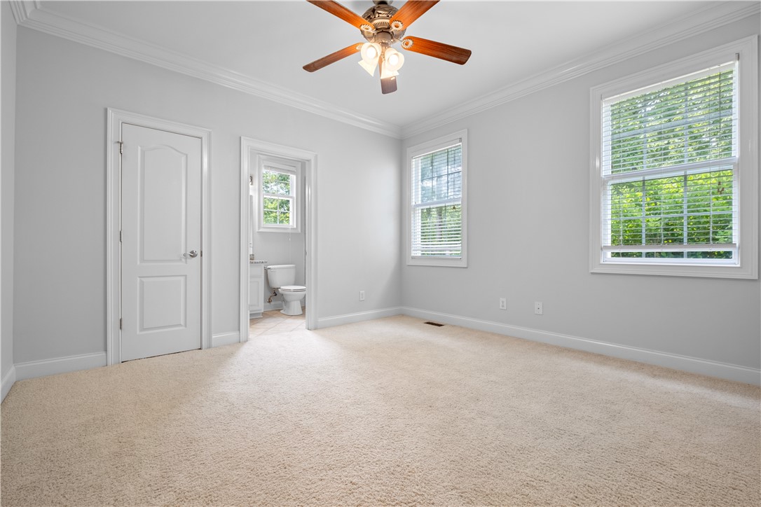 Auburn, Alabama 36830, United States, 6 Bedrooms Bedrooms, ,5 BathroomsBathrooms,Residential,Active,146829