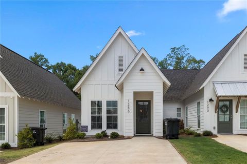 1286 BURROW Circle Opelika AL 36801
