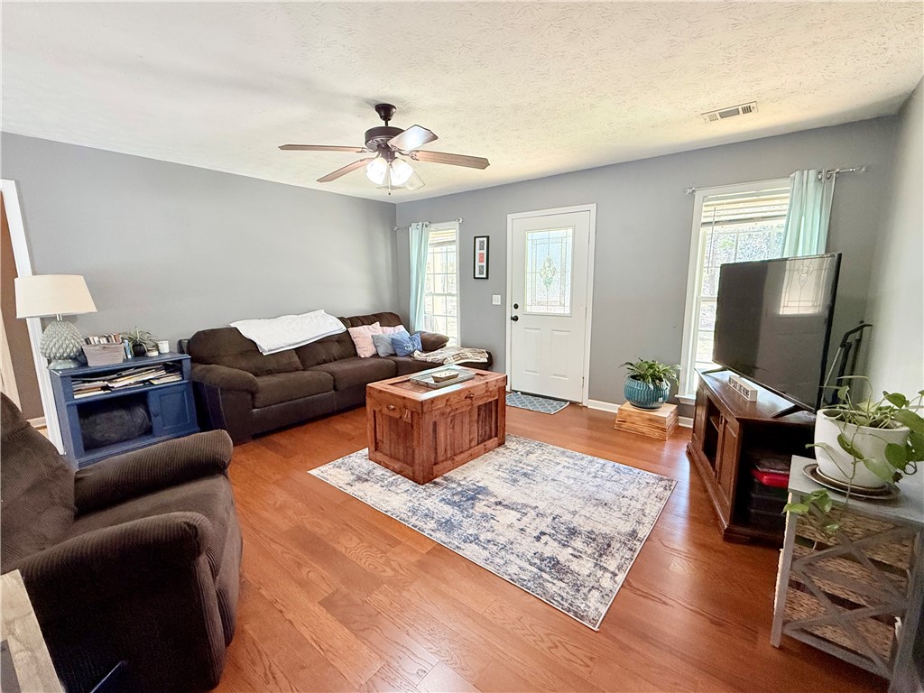 2612 PEAR TREE Road
