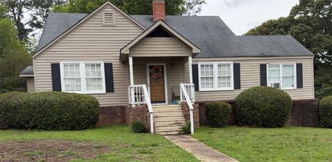 Photo of 6504 24TH Avenue, Valley, AL 36854 (MLS # 180737)