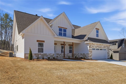 Photo of 138 CHEYENNE Lane, Dadeville, AL 36853 (MLS # 177201)