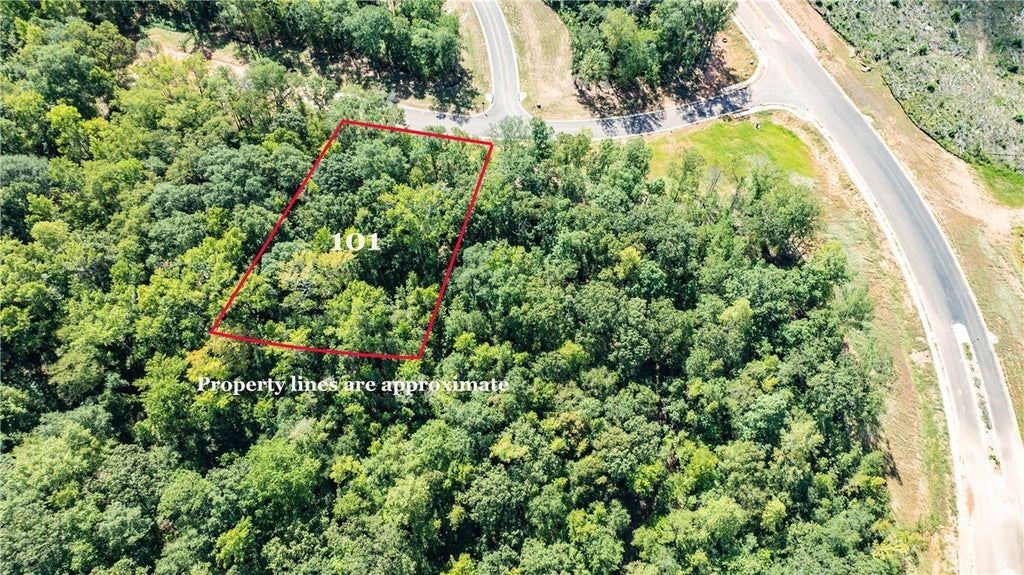 Photo of 2012 BLAKENEY Lane, Auburn, AL 36830 (MLS # 182284)