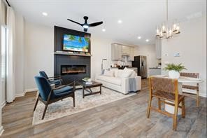 3246 HAMLET Drive 21