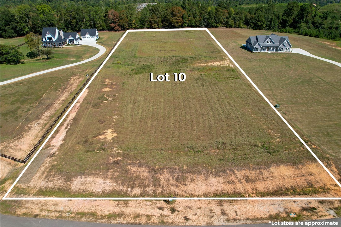 10 HUNTERS HILL Lane